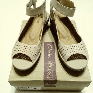 Womens Clarks Nude Leather Wedge Sandal:  12M: NIB